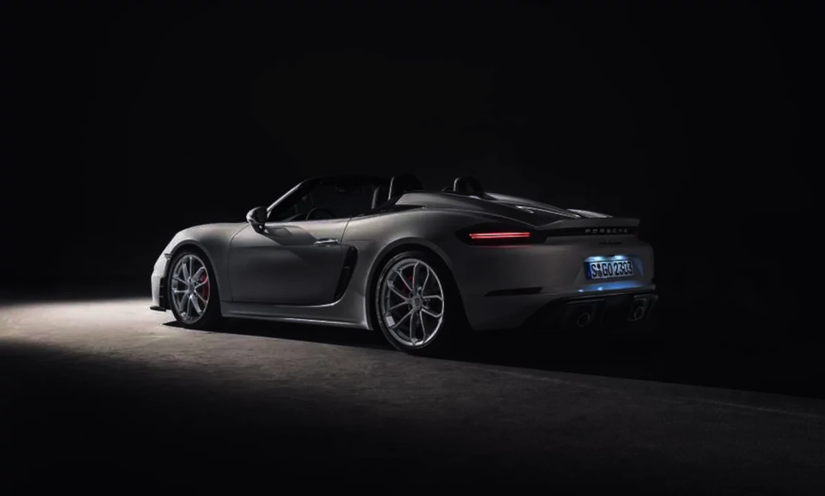 2023 Porsche 718 Spyder Exterior Design